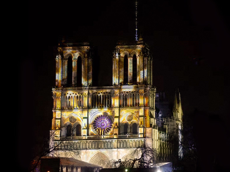 Evocabank Supported the Restoration of Notre-Dame Cathedral